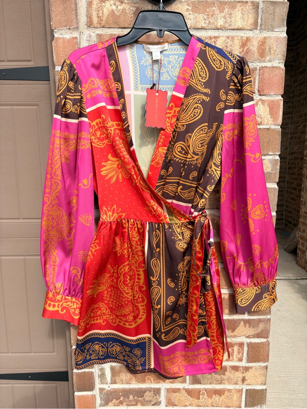 Chelsea & Violet Pink, Orange & Brown Paisley Wrap Mini Dress size large NWT - Picture 4 of 7